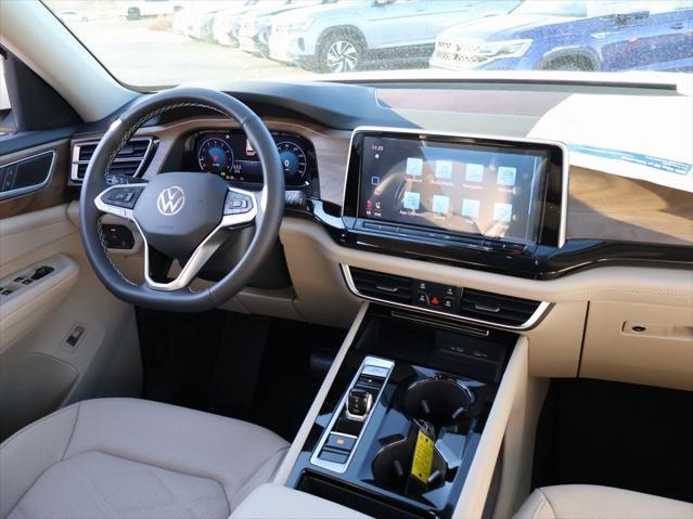 new 2025 Volkswagen Atlas car, priced at $48,315