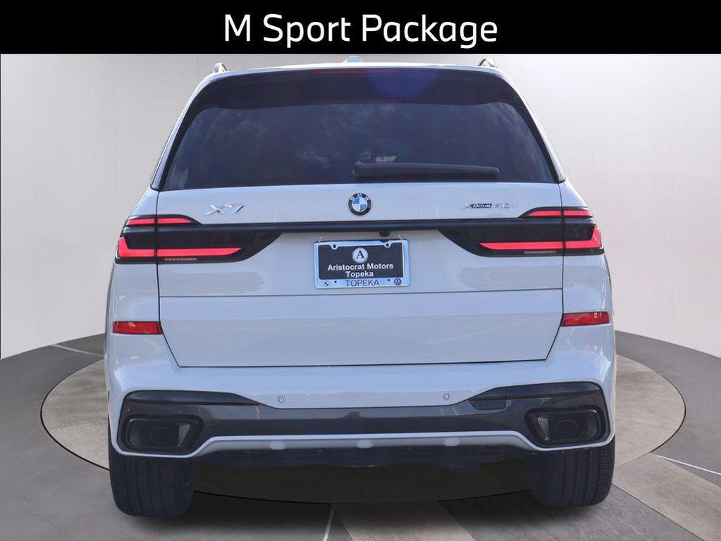 new 2026 BMW X7 car, priced at $100,735