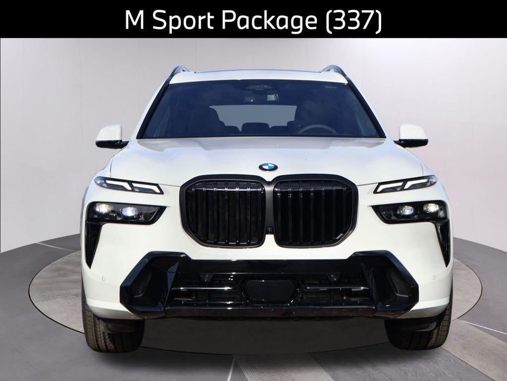 new 2026 BMW X7 car, priced at $100,735
