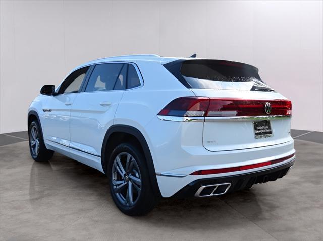 new 2024 Volkswagen Atlas Cross Sport car, priced at $52,116