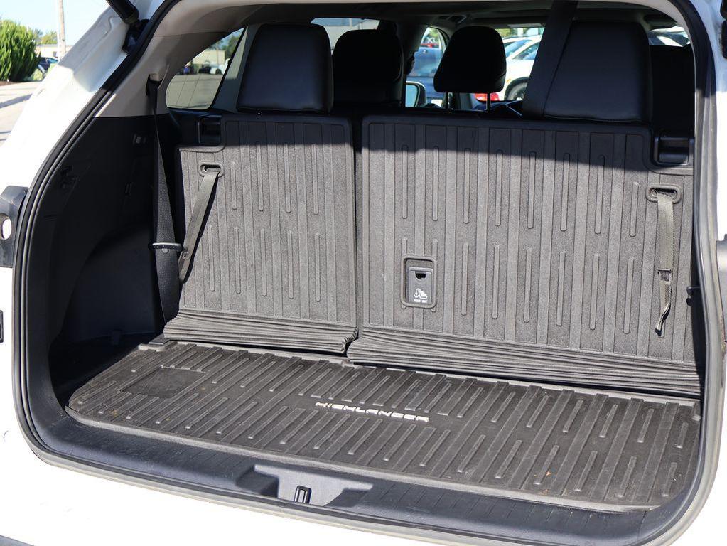 used 2021 Toyota Highlander car, priced at $29,992