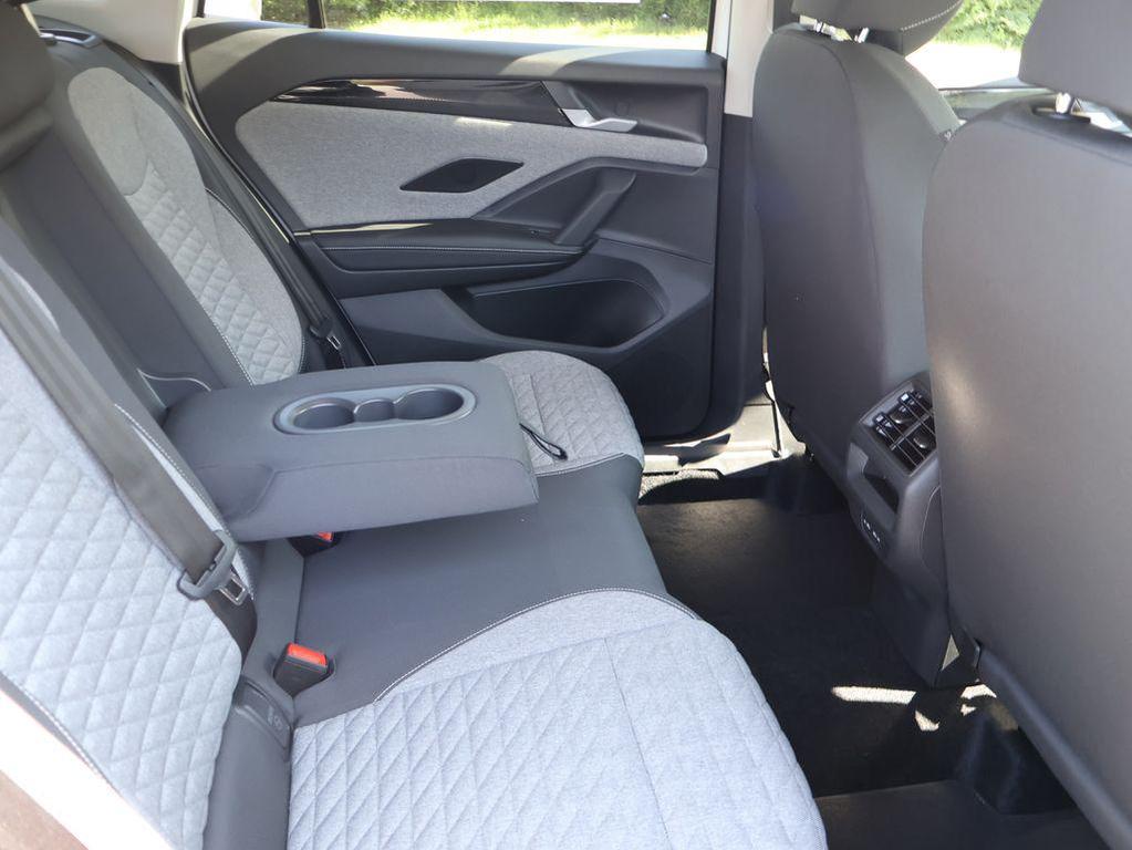 new 2025 Volkswagen Tiguan car, priced at $31,809