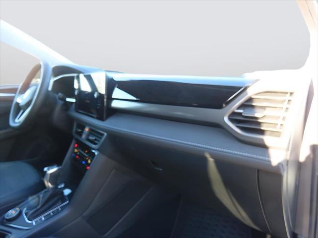 new 2025 Volkswagen Taos car, priced at $31,553