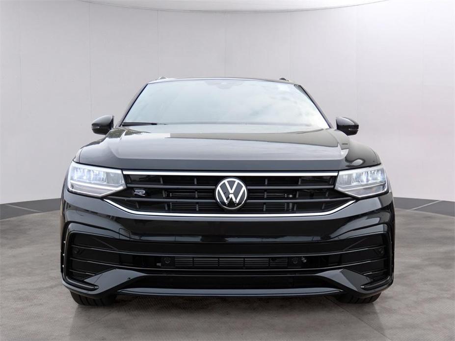 new 2024 Volkswagen Tiguan car, priced at $37,276