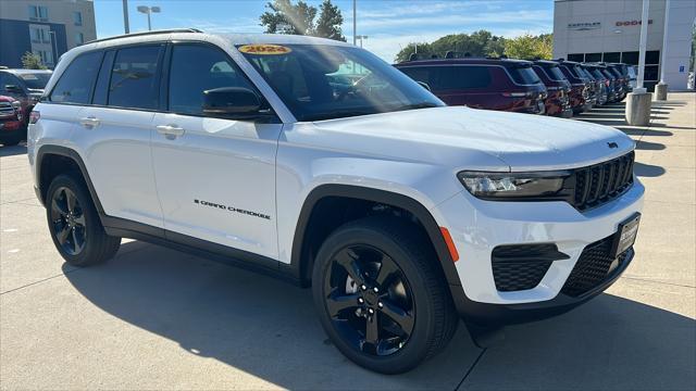 new 2024 Jeep Grand Cherokee car, priced at $42,779