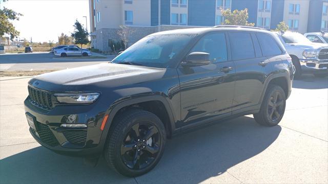 new 2024 Jeep Grand Cherokee car, priced at $48,739