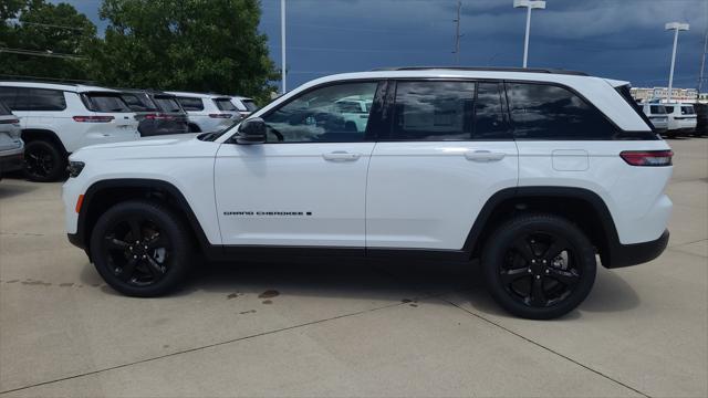 new 2024 Jeep Grand Cherokee car, priced at $50,257