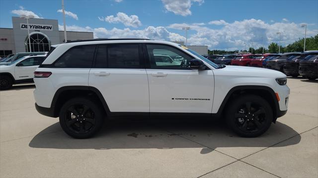 new 2024 Jeep Grand Cherokee car, priced at $50,257