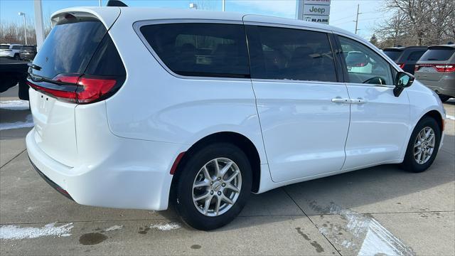 used 2024 Chrysler Pacifica car, priced at $39,890