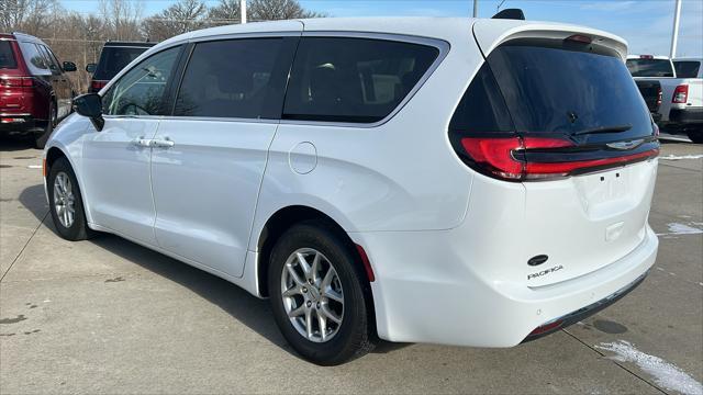 used 2024 Chrysler Pacifica car, priced at $39,890