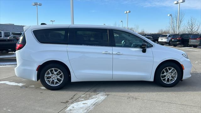 used 2024 Chrysler Pacifica car, priced at $39,890