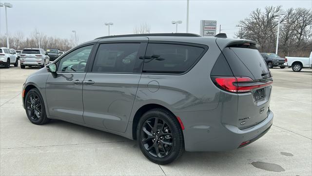 new 2025 Chrysler Pacifica car, priced at $48,214