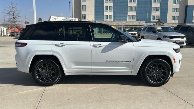 new 2025 Jeep Grand Cherokee car, priced at $62,742