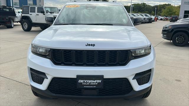 new 2024 Jeep Grand Cherokee car, priced at $43,779