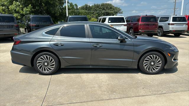 used 2023 Hyundai Sonata Hybrid car, priced at $29,995