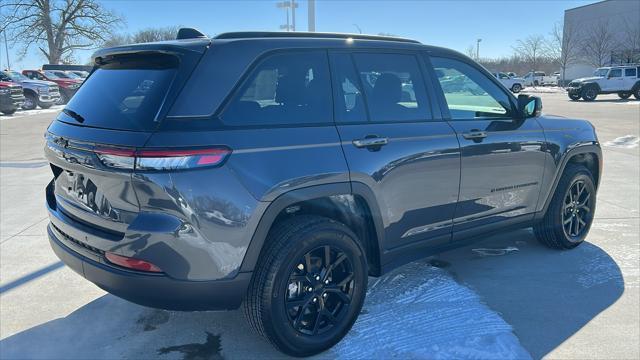 new 2025 Jeep Grand Cherokee car, priced at $42,882