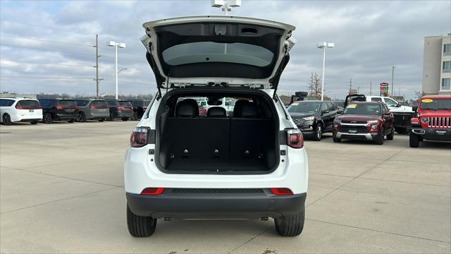 new 2025 Jeep Compass car, priced at $30,060