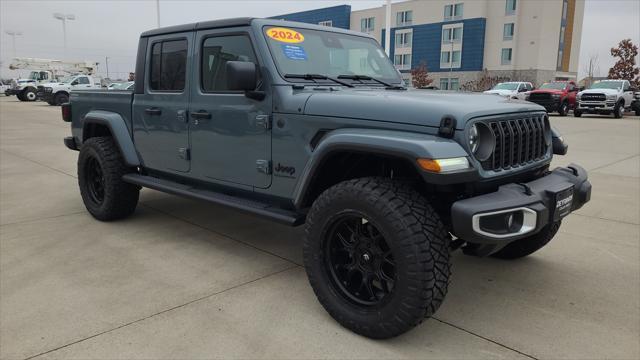 new 2024 Jeep Gladiator car, priced at $46,901