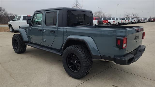 new 2024 Jeep Gladiator car, priced at $51,699