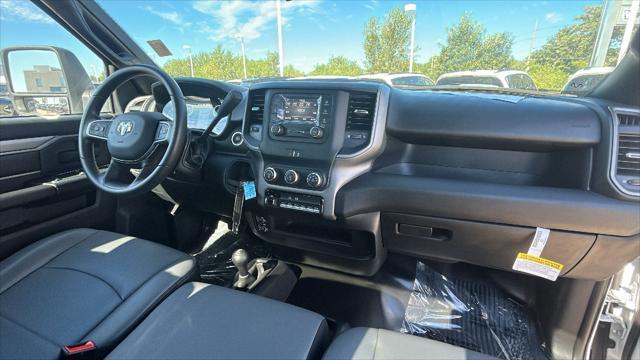 new 2024 Ram 2500 car, priced at $60,592