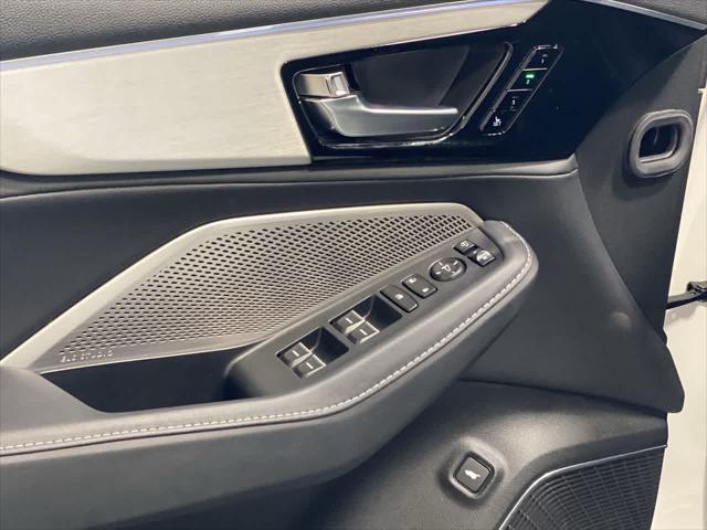 used 2023 Acura MDX car, priced at $44,626