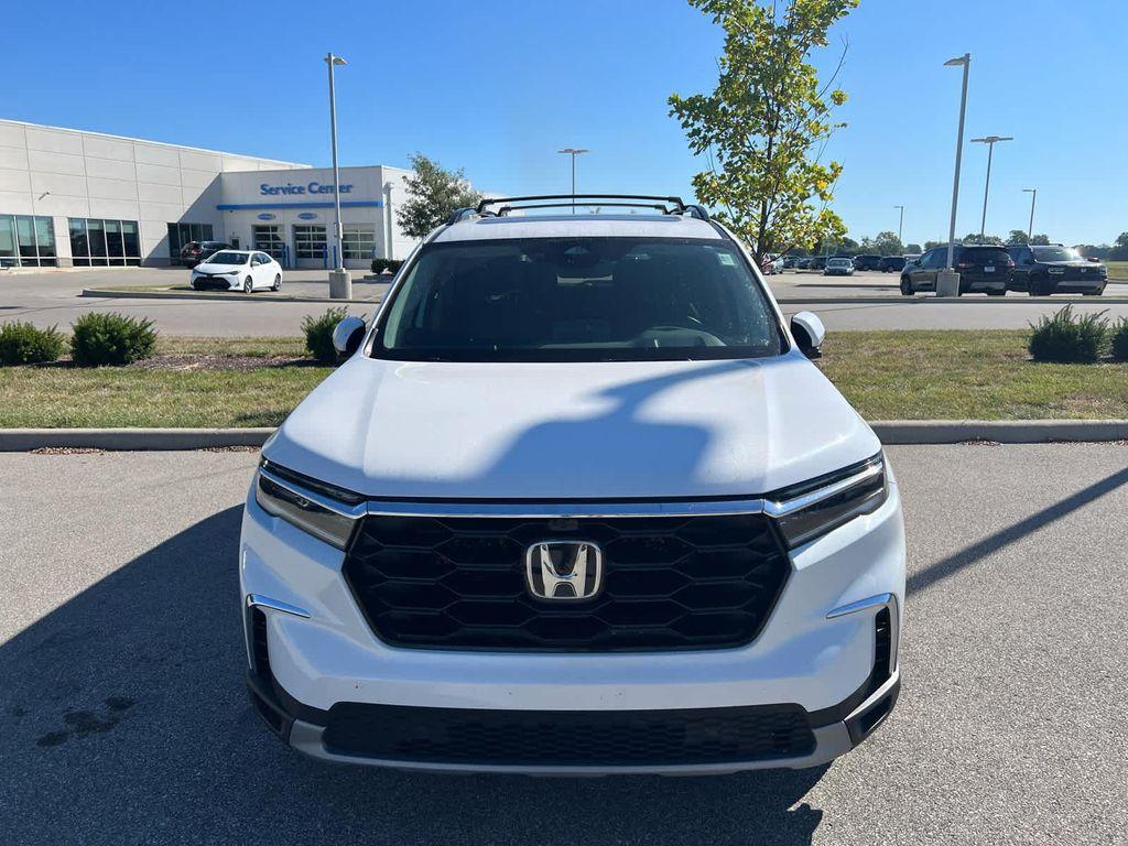 used 2023 Honda Pilot car, priced at $42,988