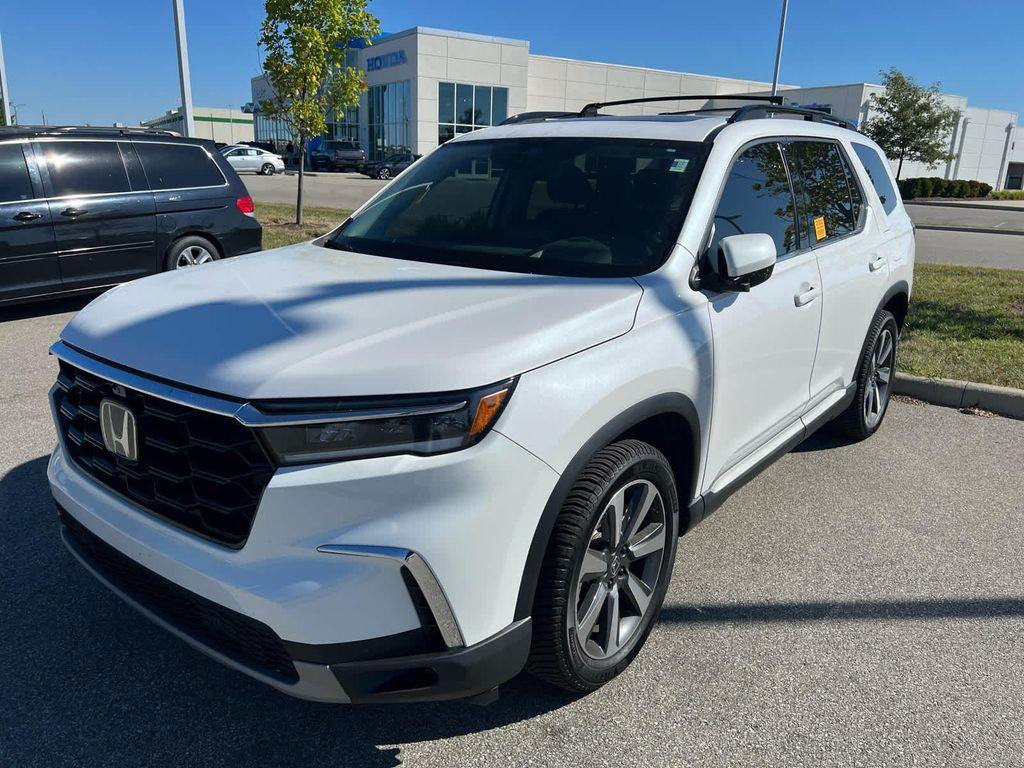 used 2023 Honda Pilot car, priced at $42,988