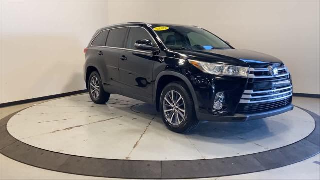 used 2019 Toyota Highlander car, priced at $25,900