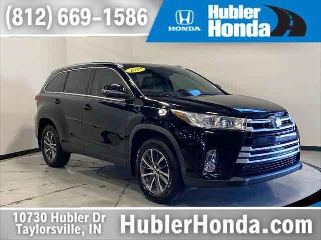 used 2019 Toyota Highlander car, priced at $25,900