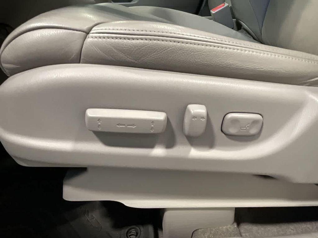 used 2013 Honda CR-V car, priced at $12,898