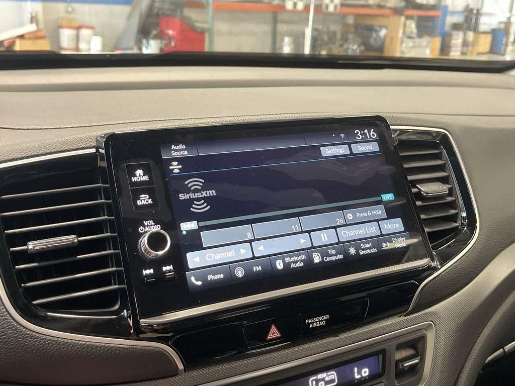 new 2025 Honda Ridgeline car, priced at $42,180
