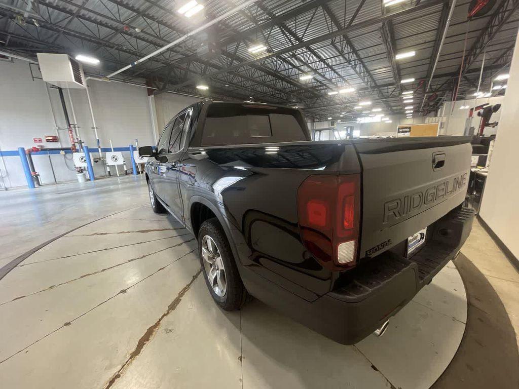 new 2025 Honda Ridgeline car, priced at $42,180