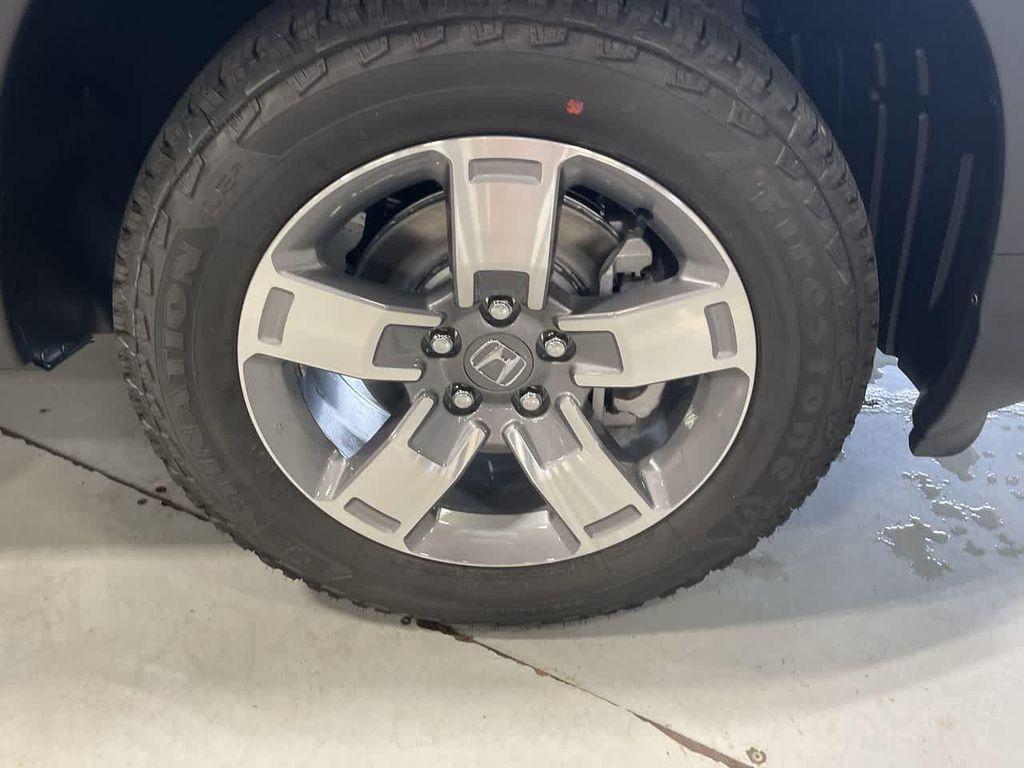 new 2025 Honda Ridgeline car, priced at $42,180