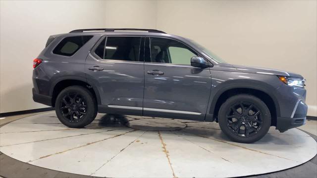 new 2025 Honda Pilot car, priced at $50,950