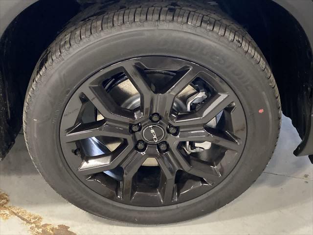 new 2025 Honda Pilot car, priced at $50,950