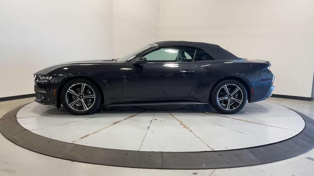 used 2024 Ford Mustang car, priced at $32,900