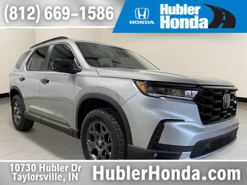 new 2025 Honda Pilot car, priced at $47,895