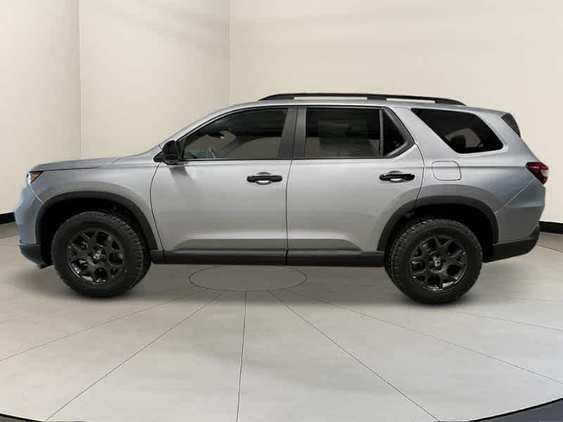 new 2025 Honda Pilot car, priced at $47,895