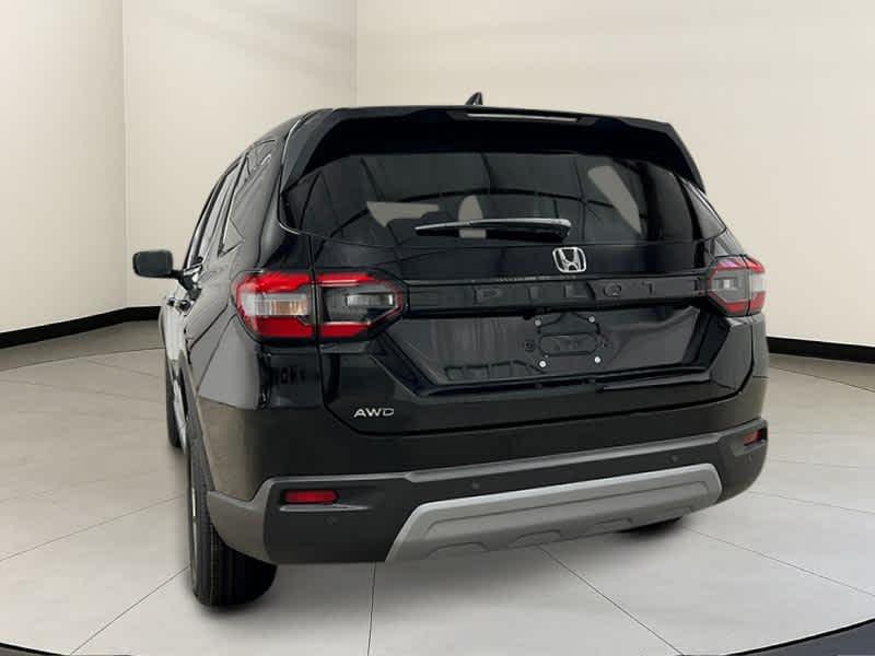 new 2025 Honda Pilot car, priced at $44,825