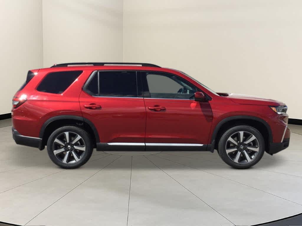 new 2025 Honda Pilot car, priced at $48,550