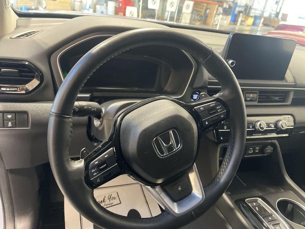 used 2023 Honda Pilot car, priced at $41,000