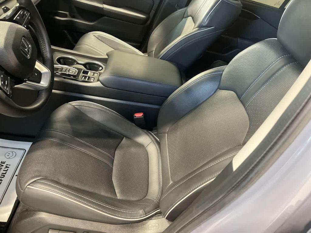 used 2023 Honda Pilot car, priced at $41,000