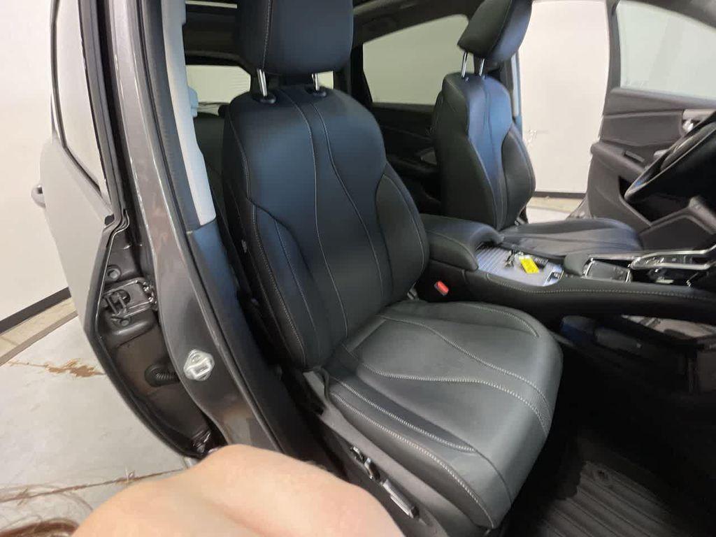 used 2024 Acura RDX car, priced at $41,898