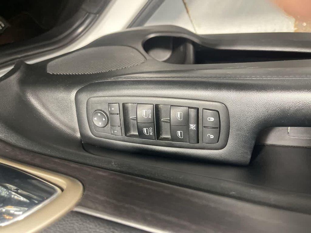 used 2015 Jeep Grand Cherokee car, priced at $8,500