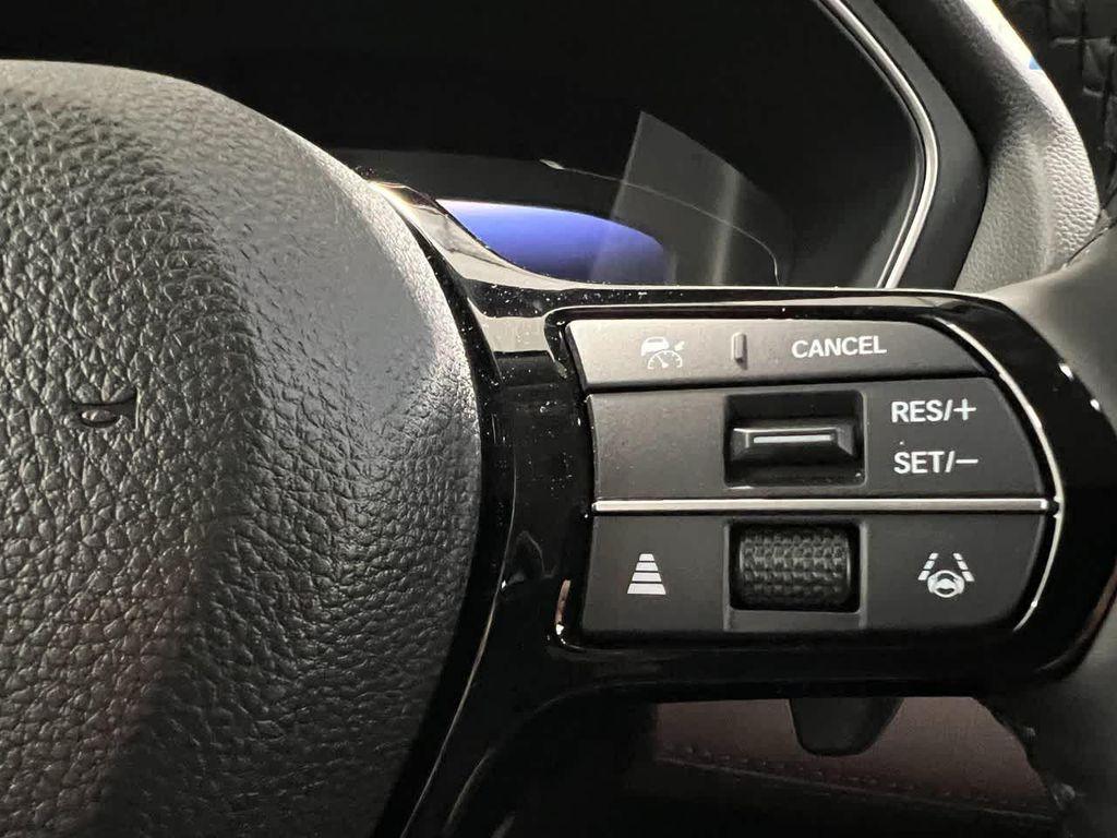 new 2025 Honda Pilot car, priced at $52,575