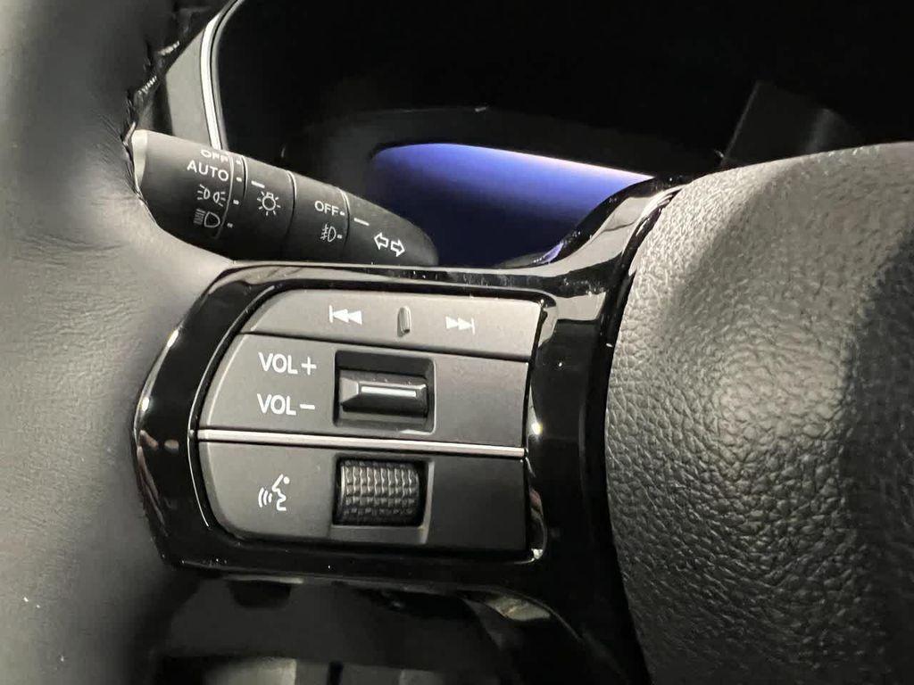 new 2025 Honda Pilot car, priced at $52,575