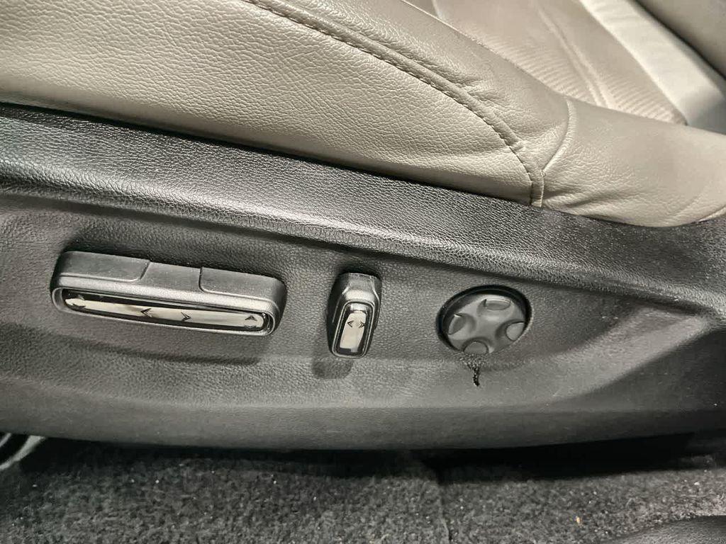 used 2021 Honda CR-V car, priced at $28,000