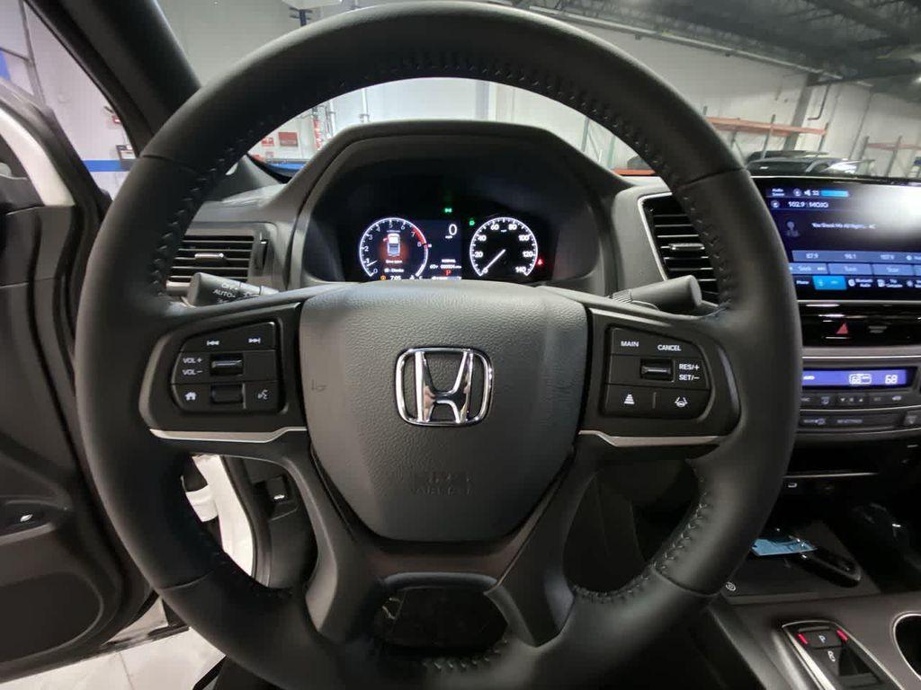 new 2025 Honda Ridgeline car, priced at $44,830