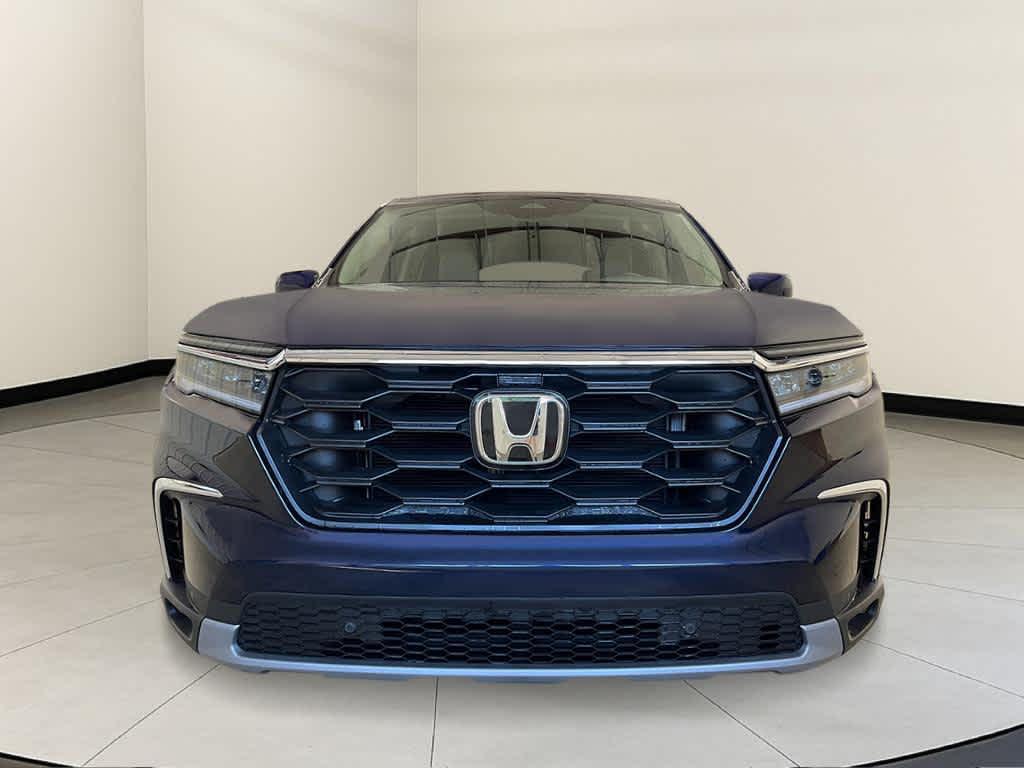 new 2025 Honda Pilot car, priced at $44,095