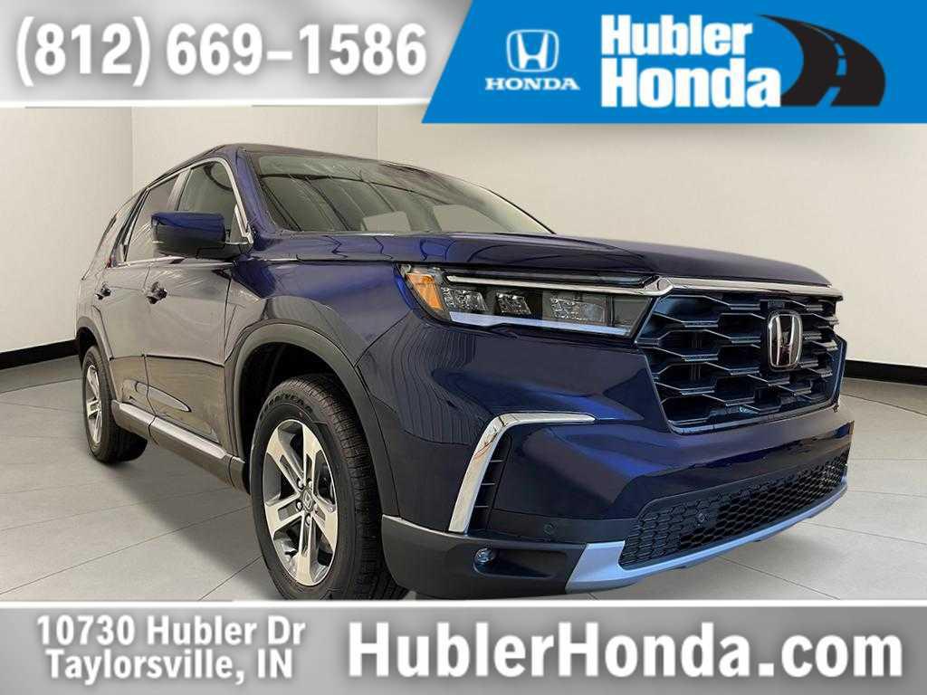 new 2025 Honda Pilot car, priced at $44,095